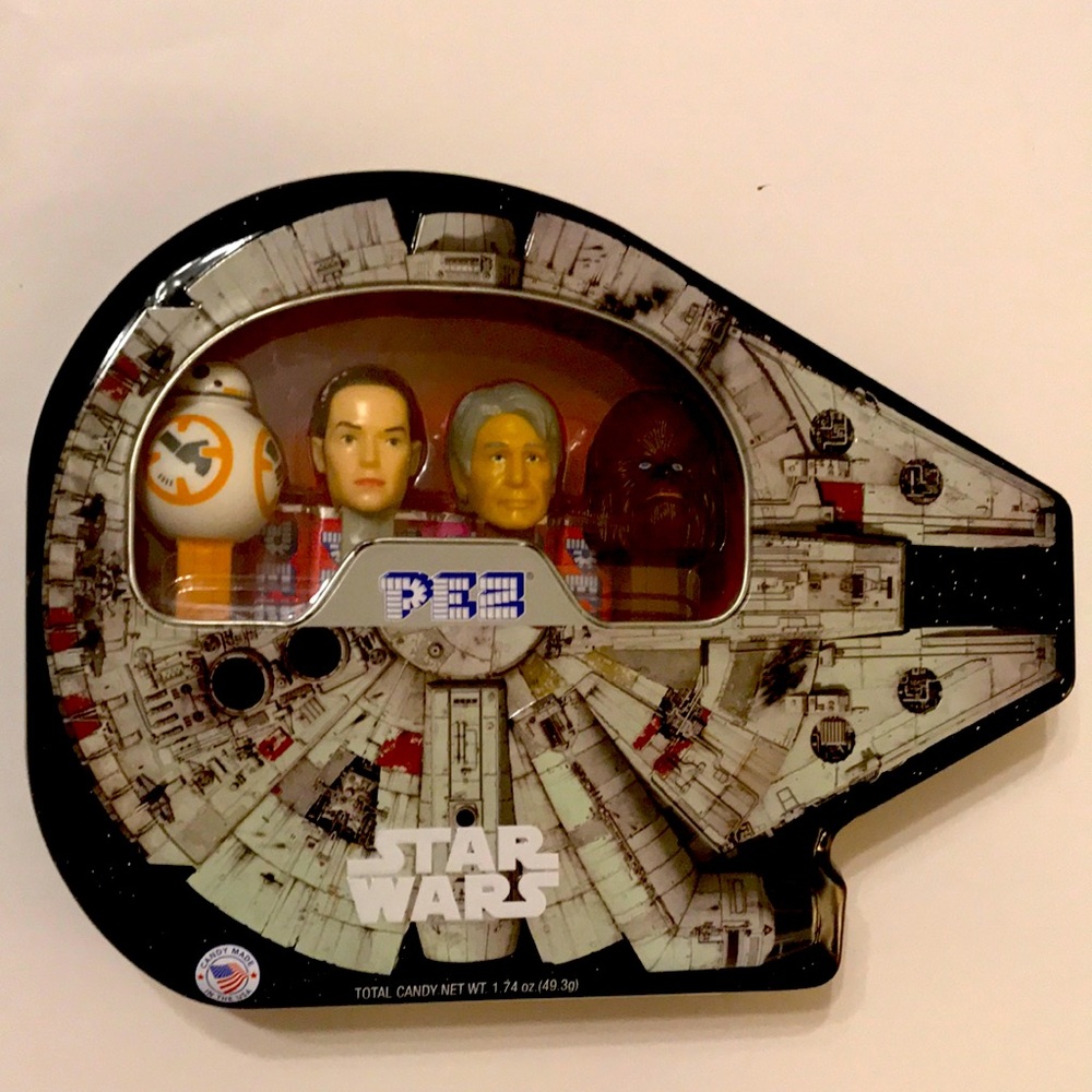 Star Wars - PEZ - Collectable tin plus 4 Star Wars Pez dispensers - NWOT - $20
